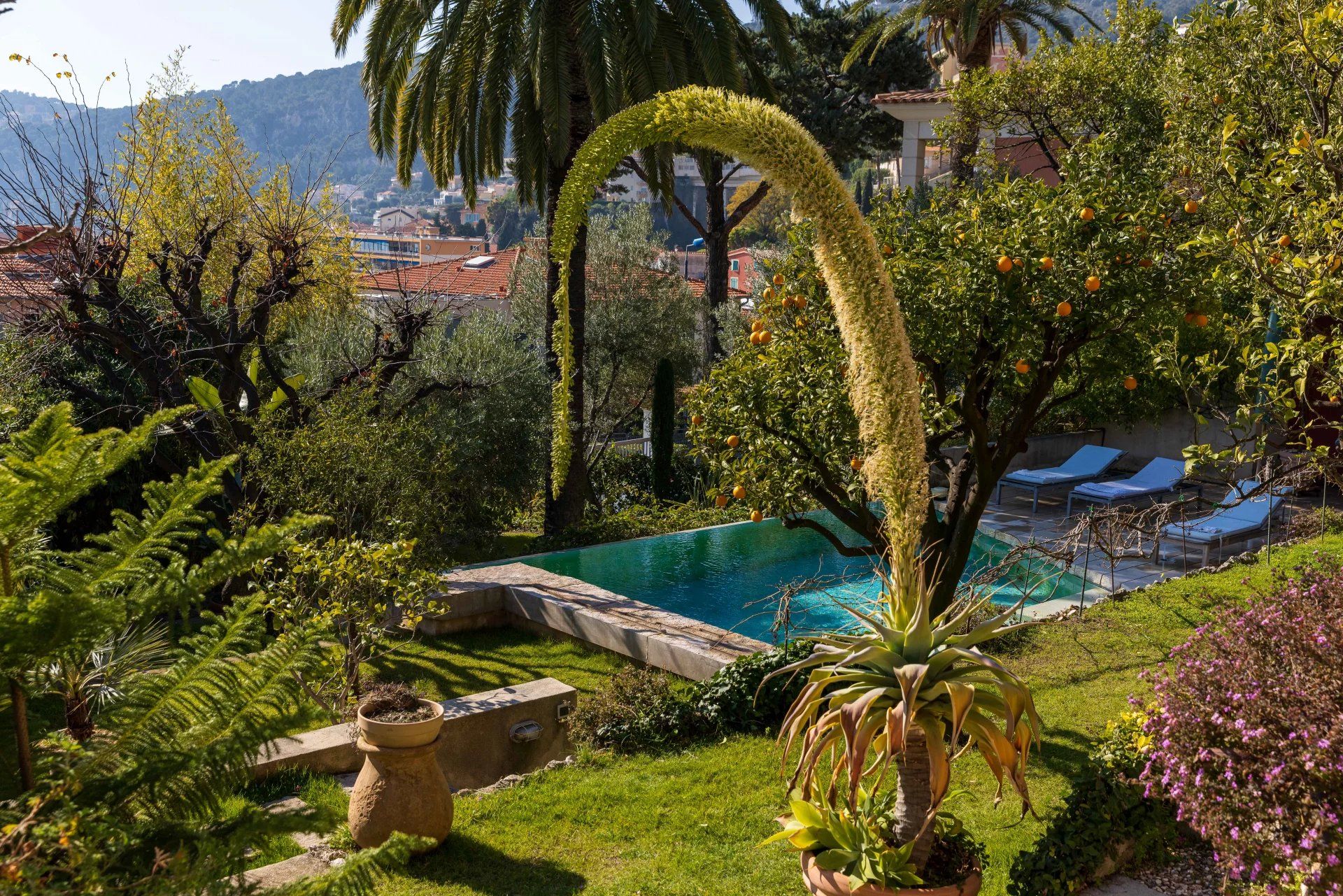 villa 4 Rooms for seasonal rent on Villefranche-sur-Mer (06230)