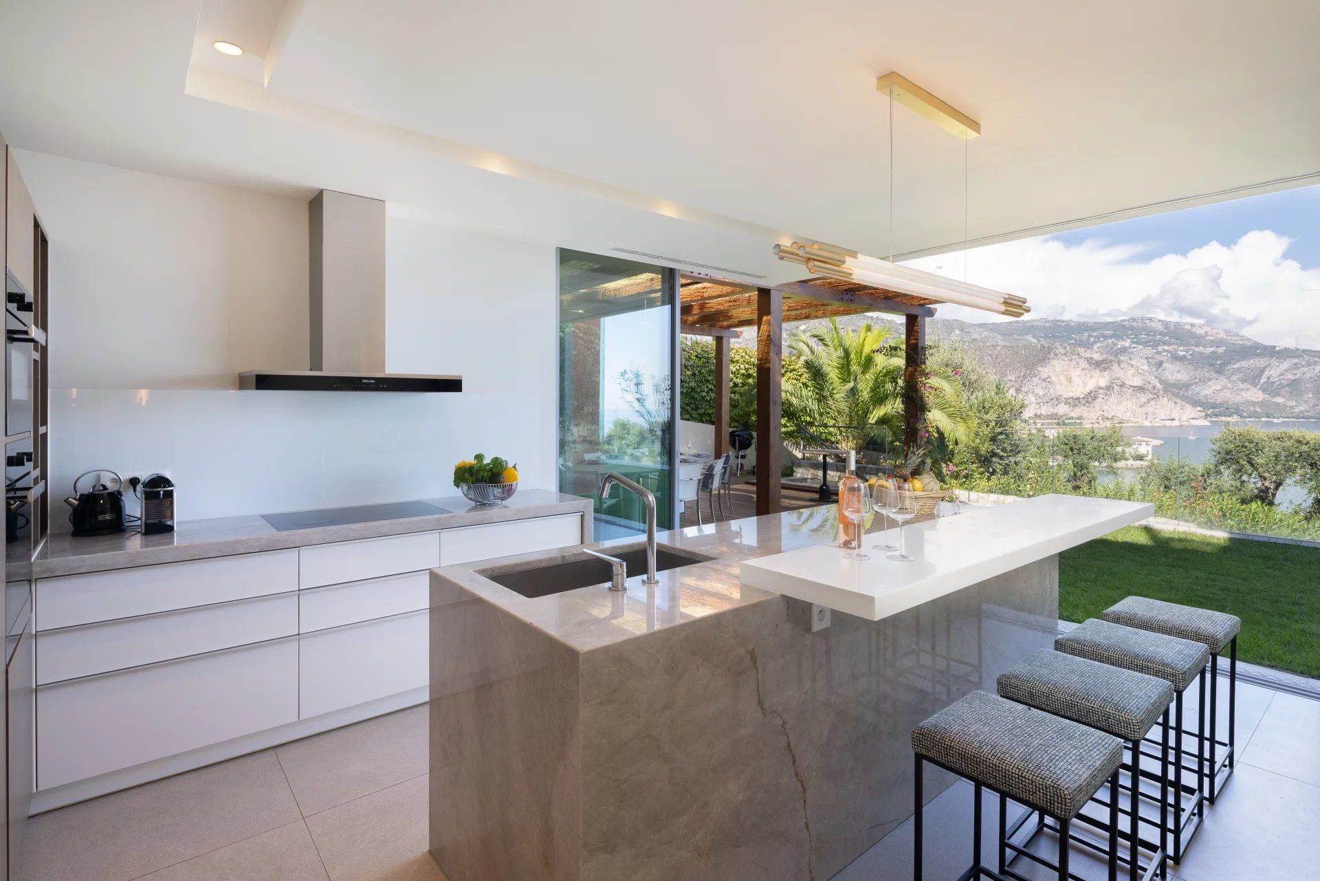 villa 9 Pièces en location saisonnière sur Saint-Jean-Cap-Ferrat (06230)
