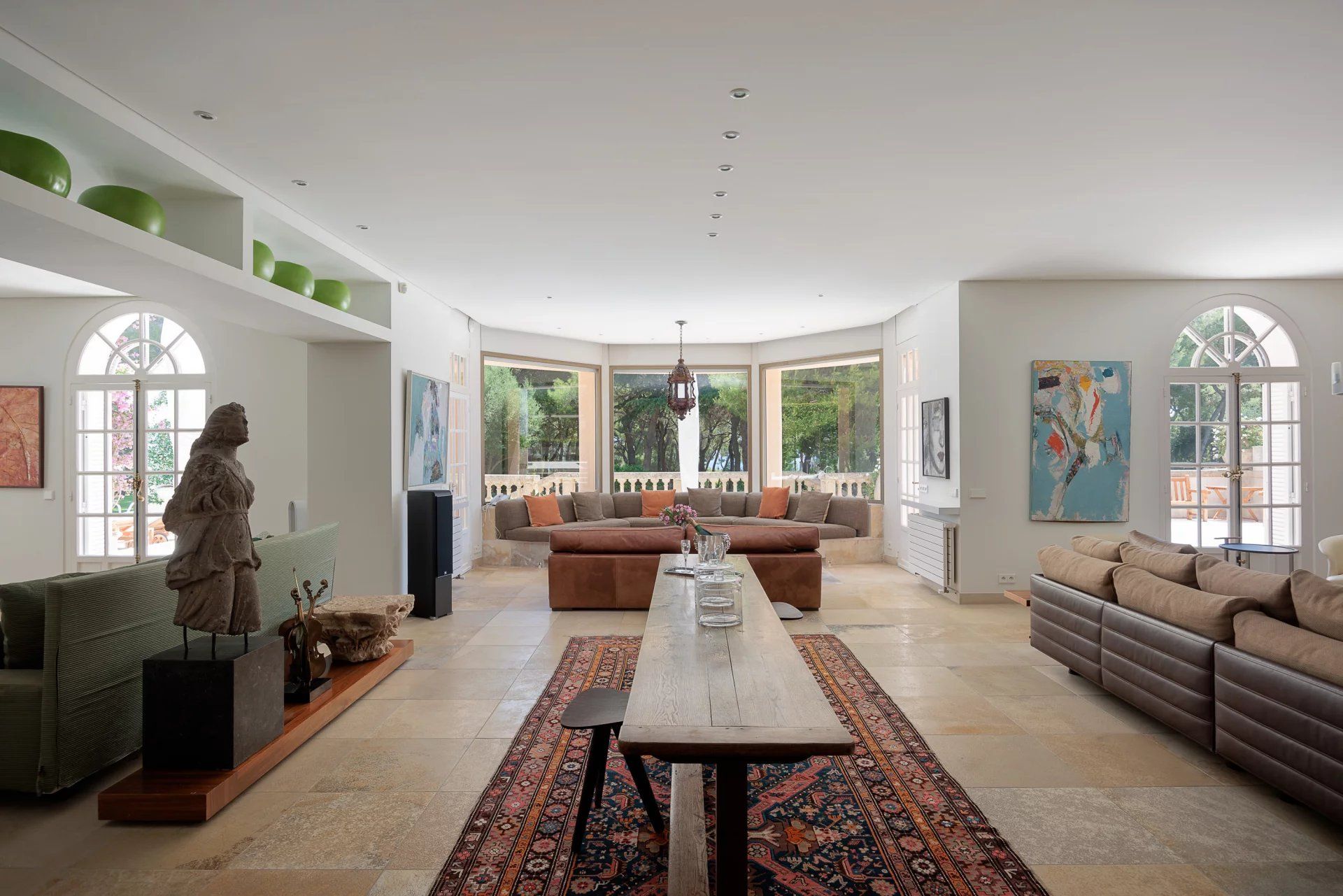 villa 20 Pièces en location saisonnière sur Saint-Jean-Cap-Ferrat (06230) Location saisonnière Villa Saint-Jean-Cap-Ferrat 20 Pièces 800 m²