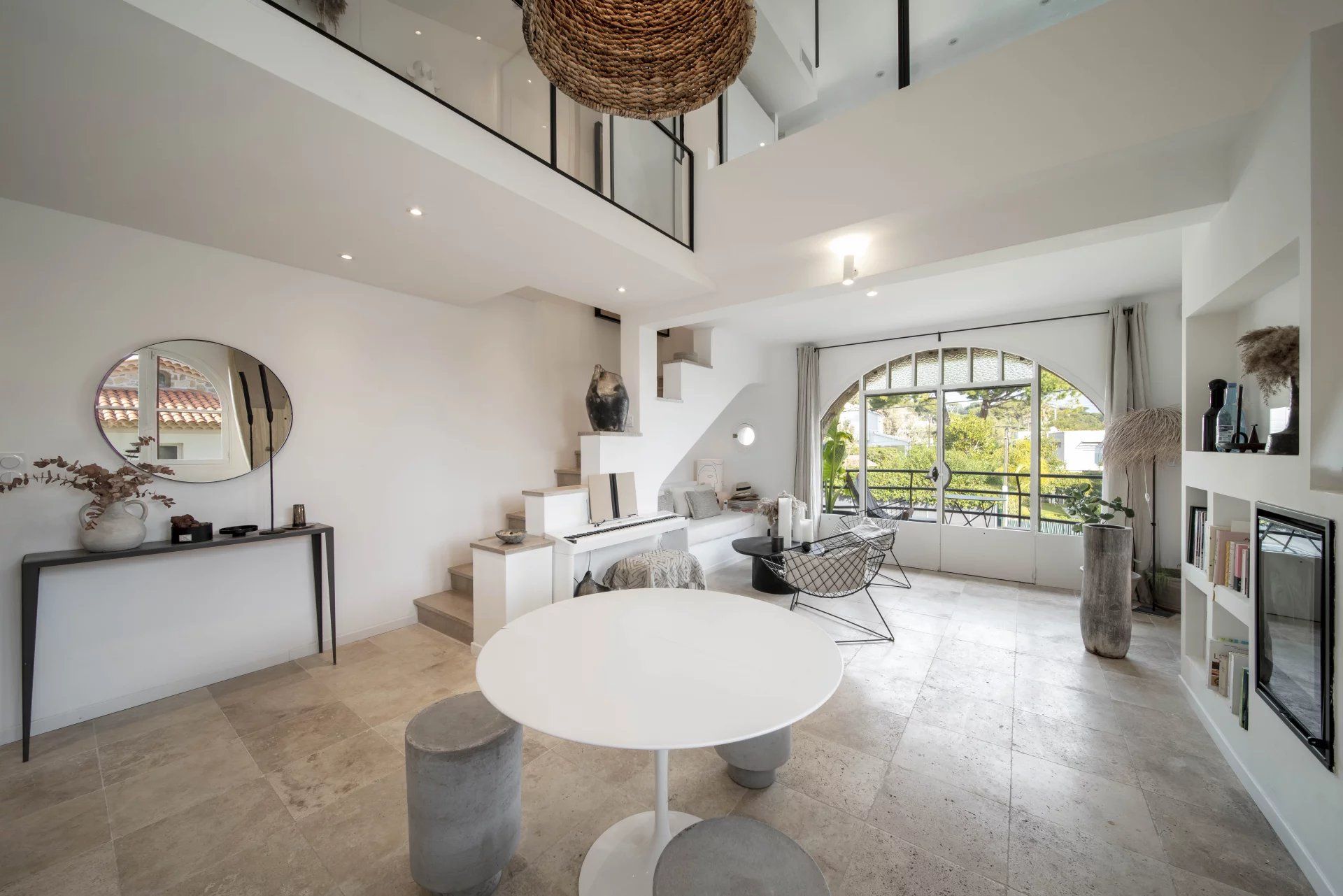 apartment 3 Rooms for seasonal rent on Antibes (06160)