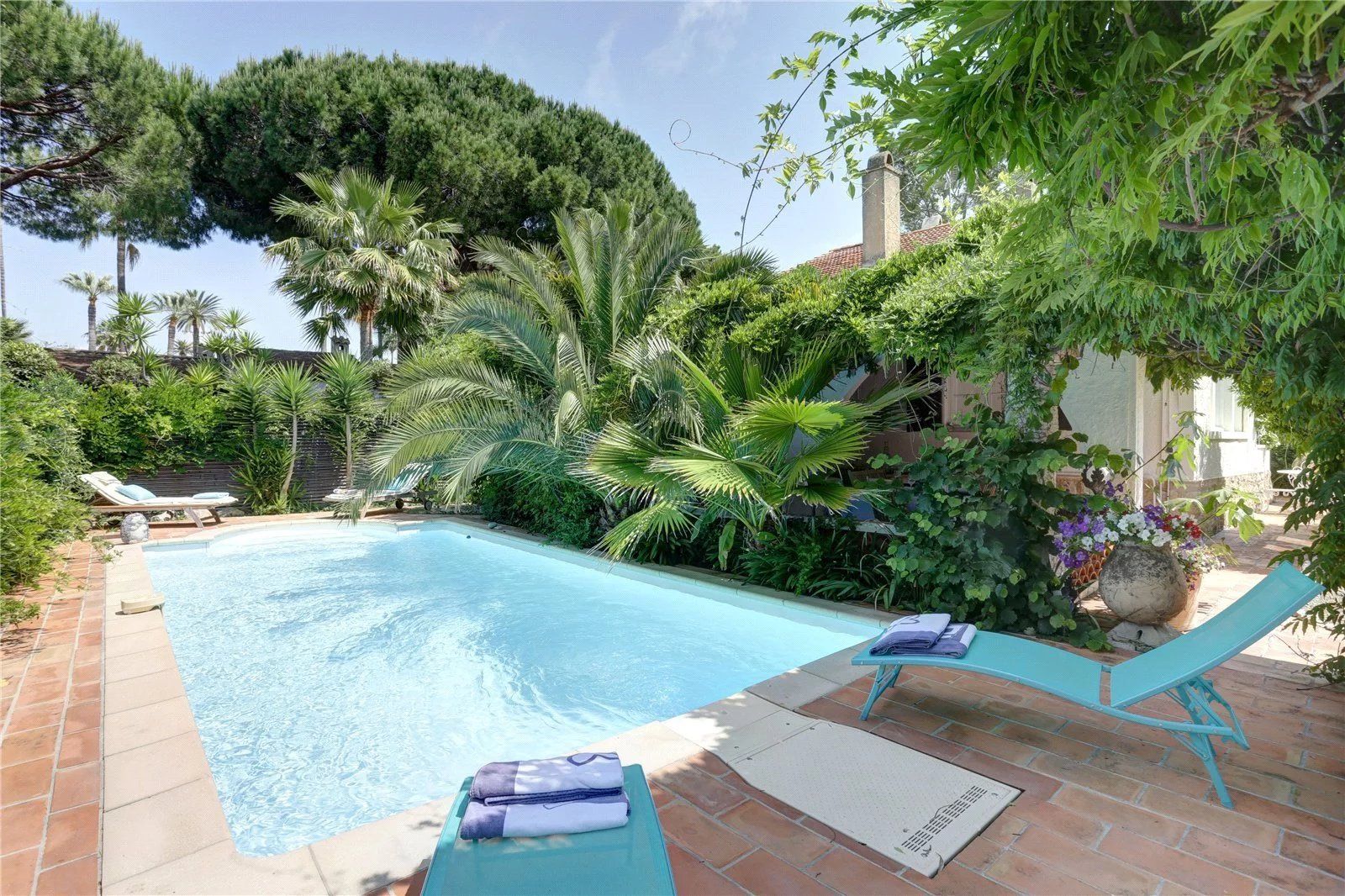 villa 4 Pièces en location saisonnière sur Antibes (06160)