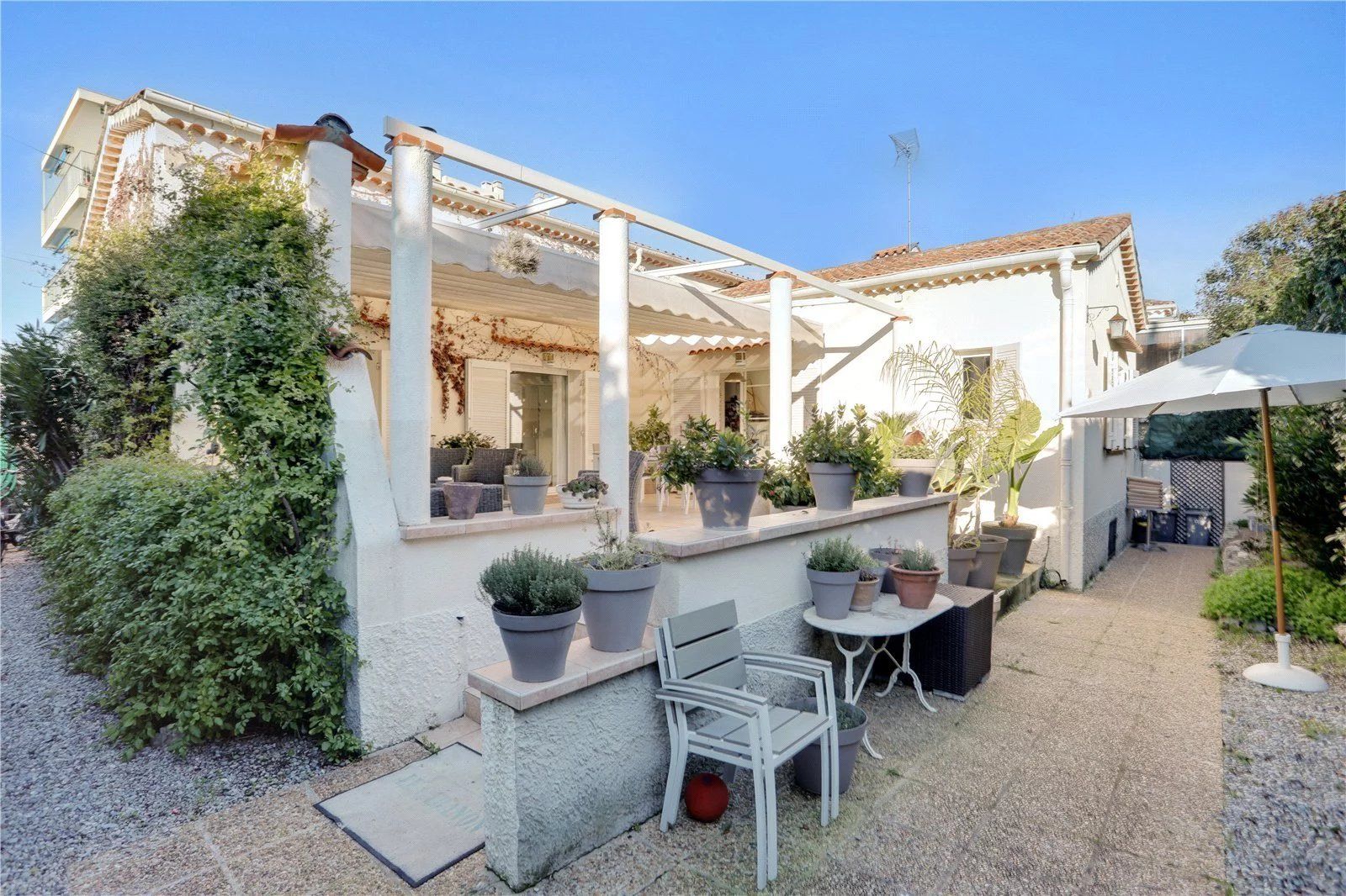 villa 3 Pièces en location saisonnière sur Antibes (06160)