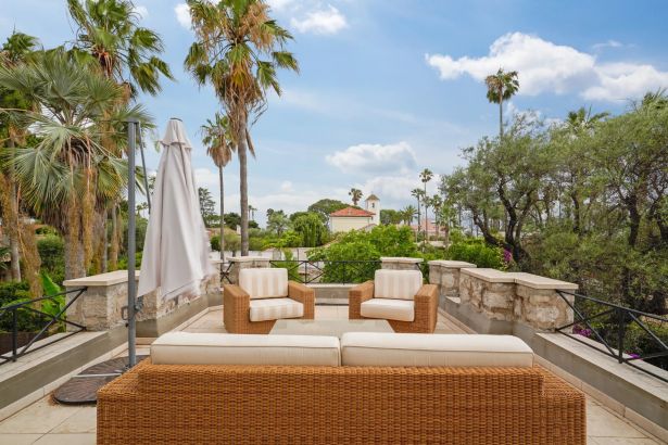 Rental Villa Antibes 6&nbsp;Rooms 220&nbsp;m²