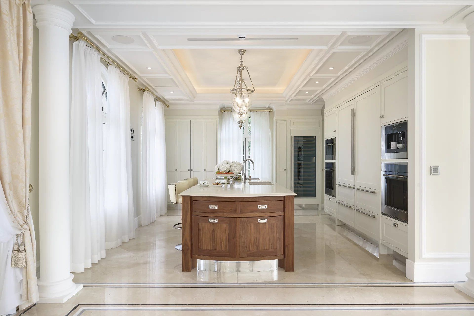 propriété 18 Pièces en location saisonnière sur Cannes (06400)