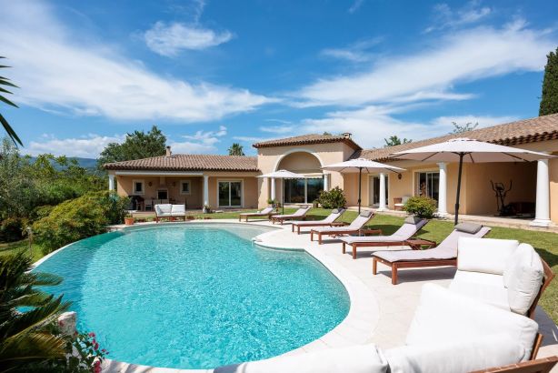 Location saisonnière Villa Saint-Paul-de-Vence 7&nbsp;Pièces 260&nbsp;m²