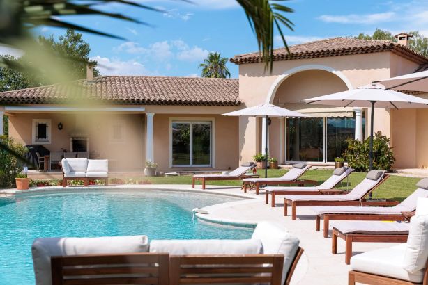 Location saisonnière Villa Saint-Paul-de-Vence 7&nbsp;Pièces 260&nbsp;m²