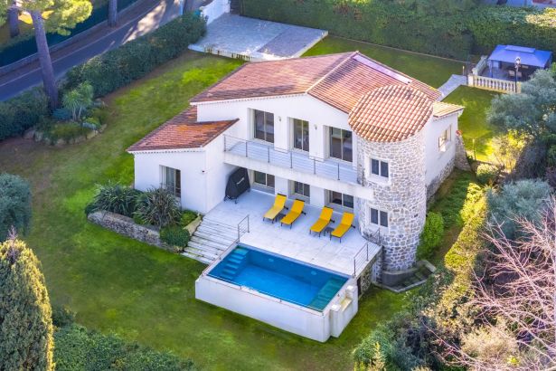 Rental Villa Antibes 6&nbsp;Rooms 220&nbsp;m²