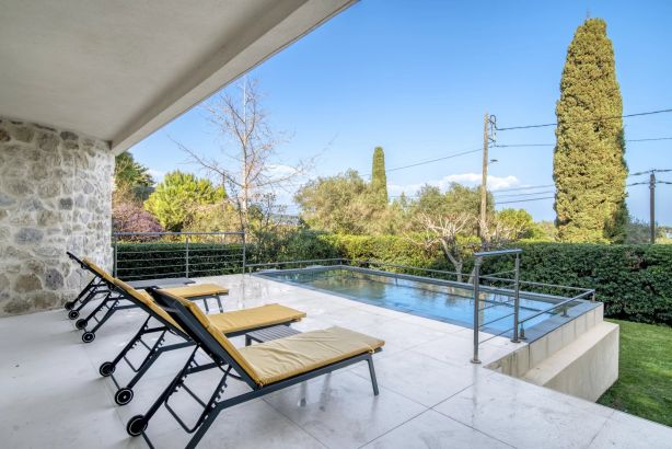 Rental Villa Antibes 6&nbsp;Rooms 220&nbsp;m²
