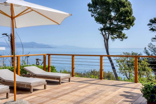 Rental Villa Antibes 8&nbsp;Rooms 240&nbsp;m²