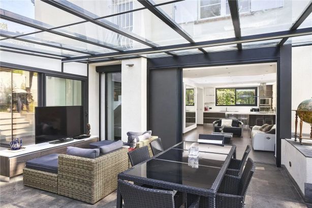 Rental Villa Antibes 5&nbsp;Rooms 260&nbsp;m²