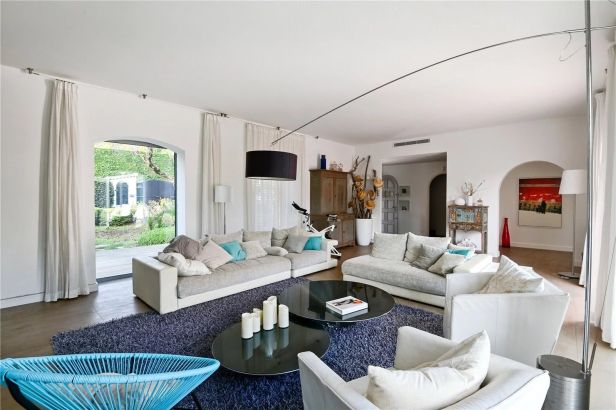 Rental Villa Antibes 7&nbsp;Rooms 220&nbsp;m²