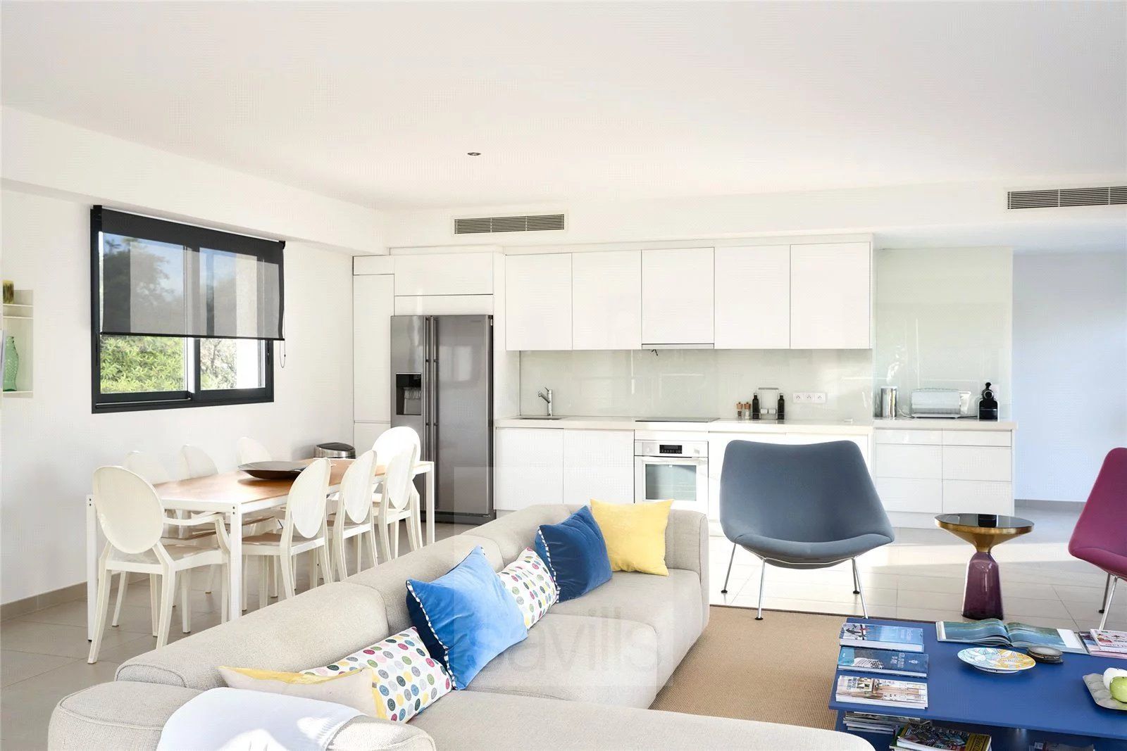 villa 7 Pièces en location saisonnière sur Antibes (06160)