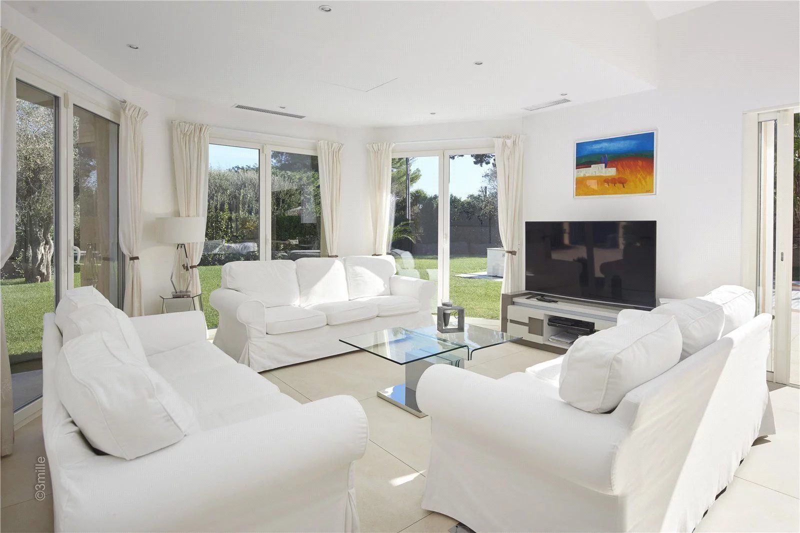 villa 6 Pièces en location saisonnière sur Antibes (06160)