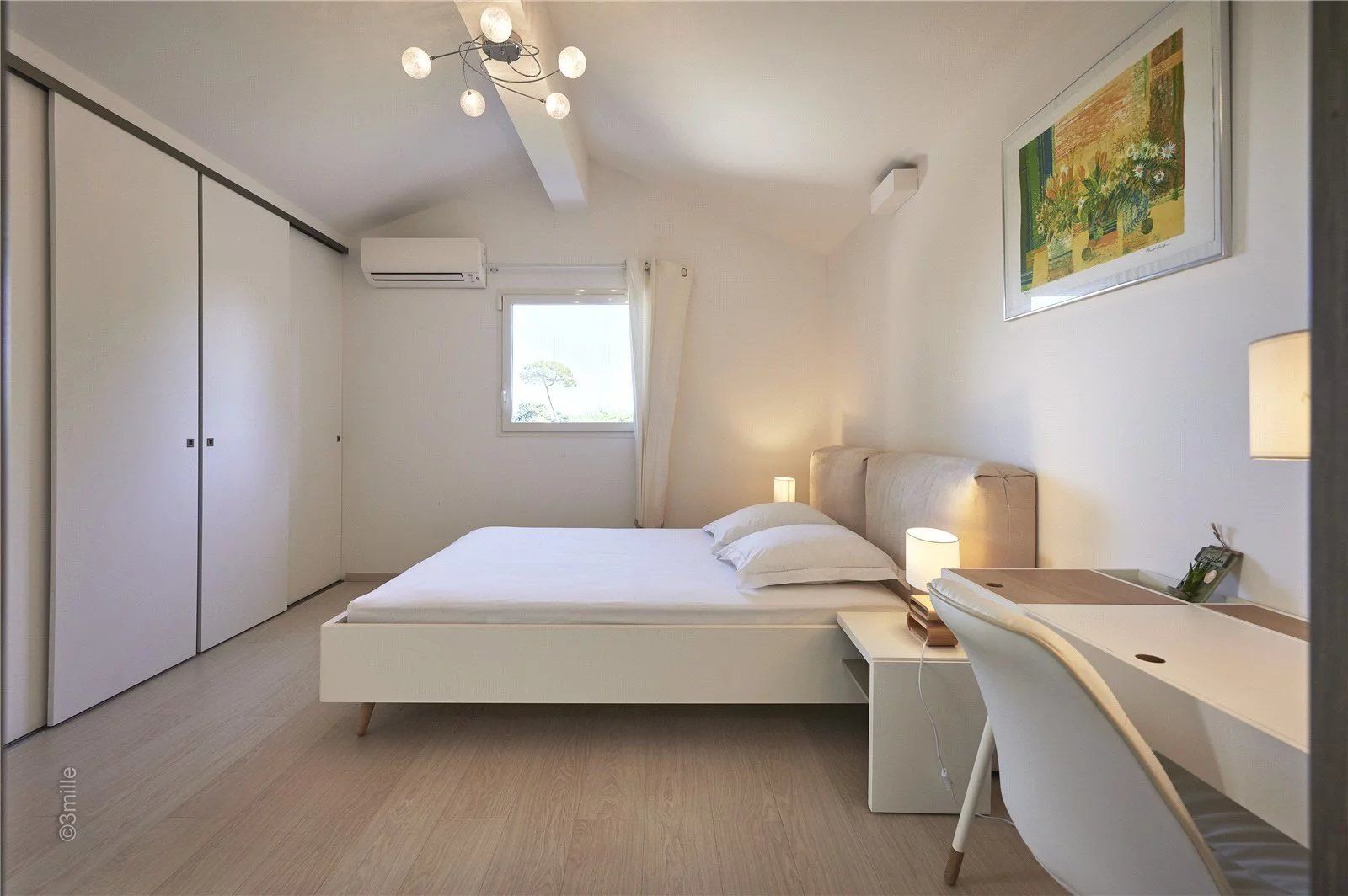 villa 6 Pièces en location saisonnière sur Antibes (06160)