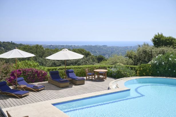 Sale Villa Saint-Paul-de-Vence 7&nbsp;Rooms 695.31&nbsp;m²