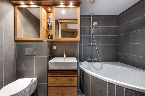 Sale Apartment Courchevel 3&nbsp;Rooms 65.1&nbsp;m²