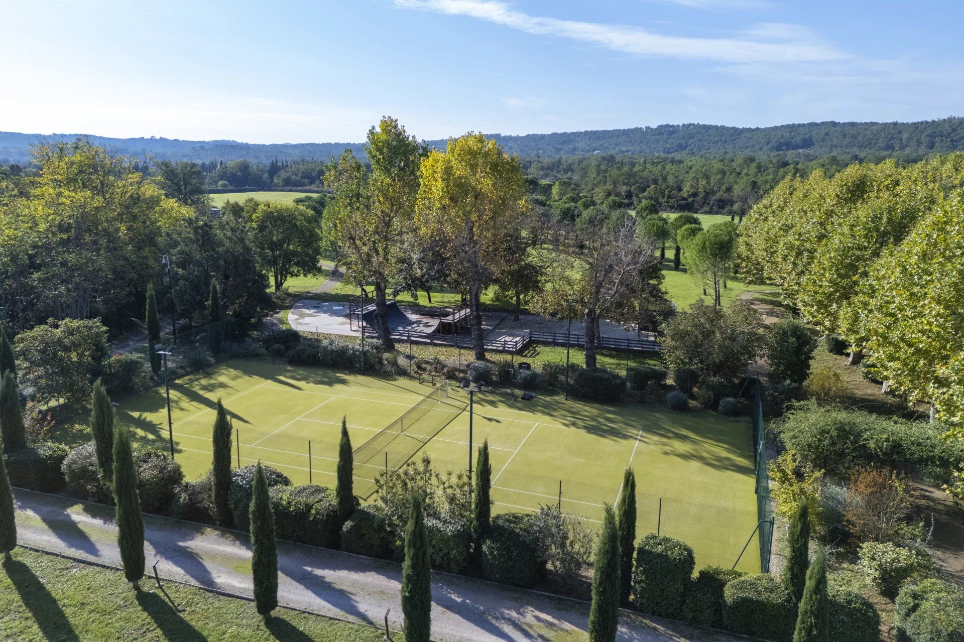propriété 14 Pièces en vente sur Fayence (83440) Vente Propriété Fayence 14 Pièces 856 m²