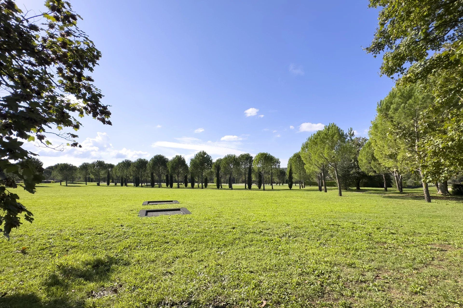 propriété 14 Pièces en vente sur Fayence (83440) Vente Propriété Fayence 14 Pièces 856 m²