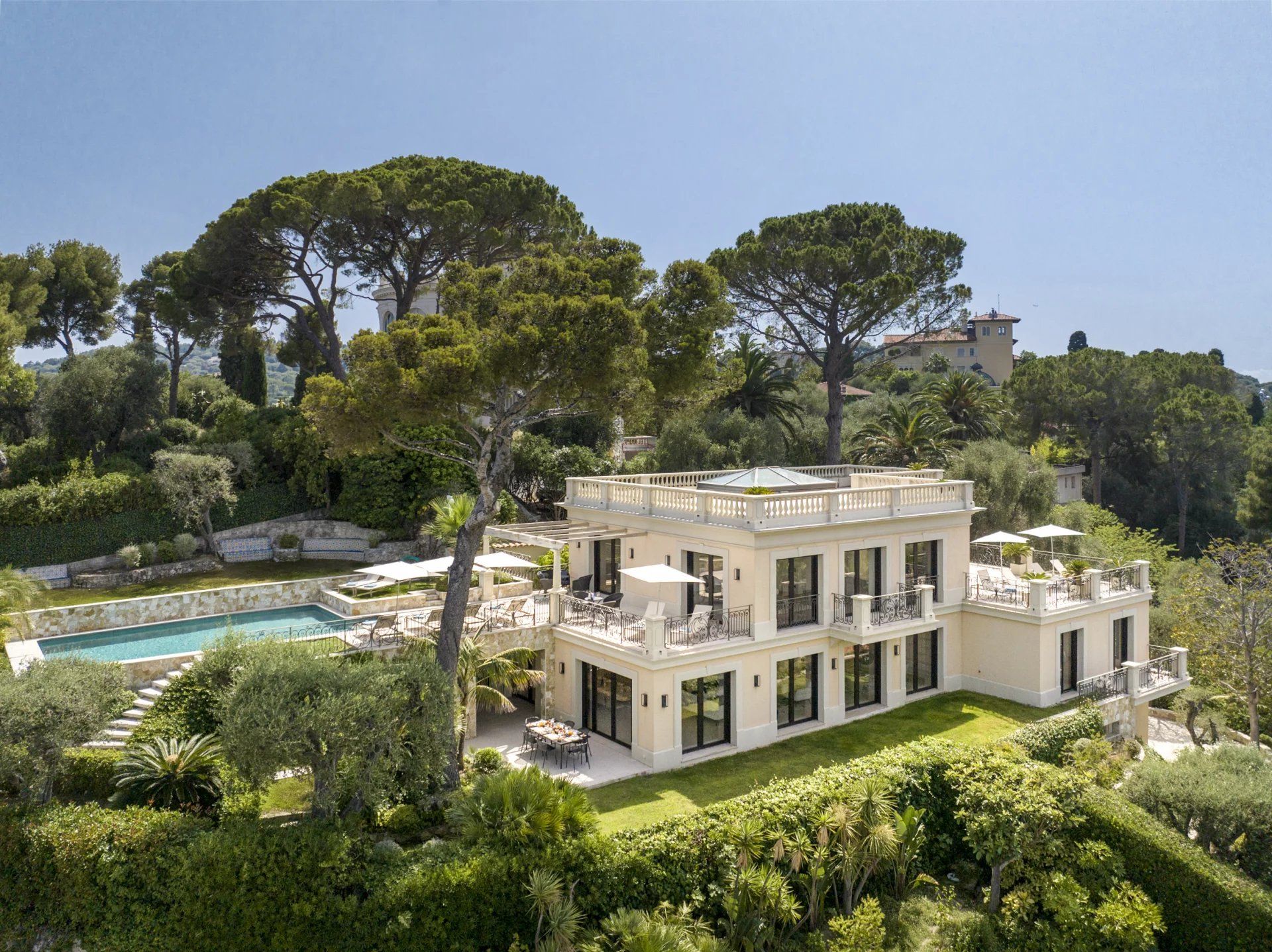 villa 7 Pièces en location saisonnière sur Saint-Jean-Cap-Ferrat (06230)