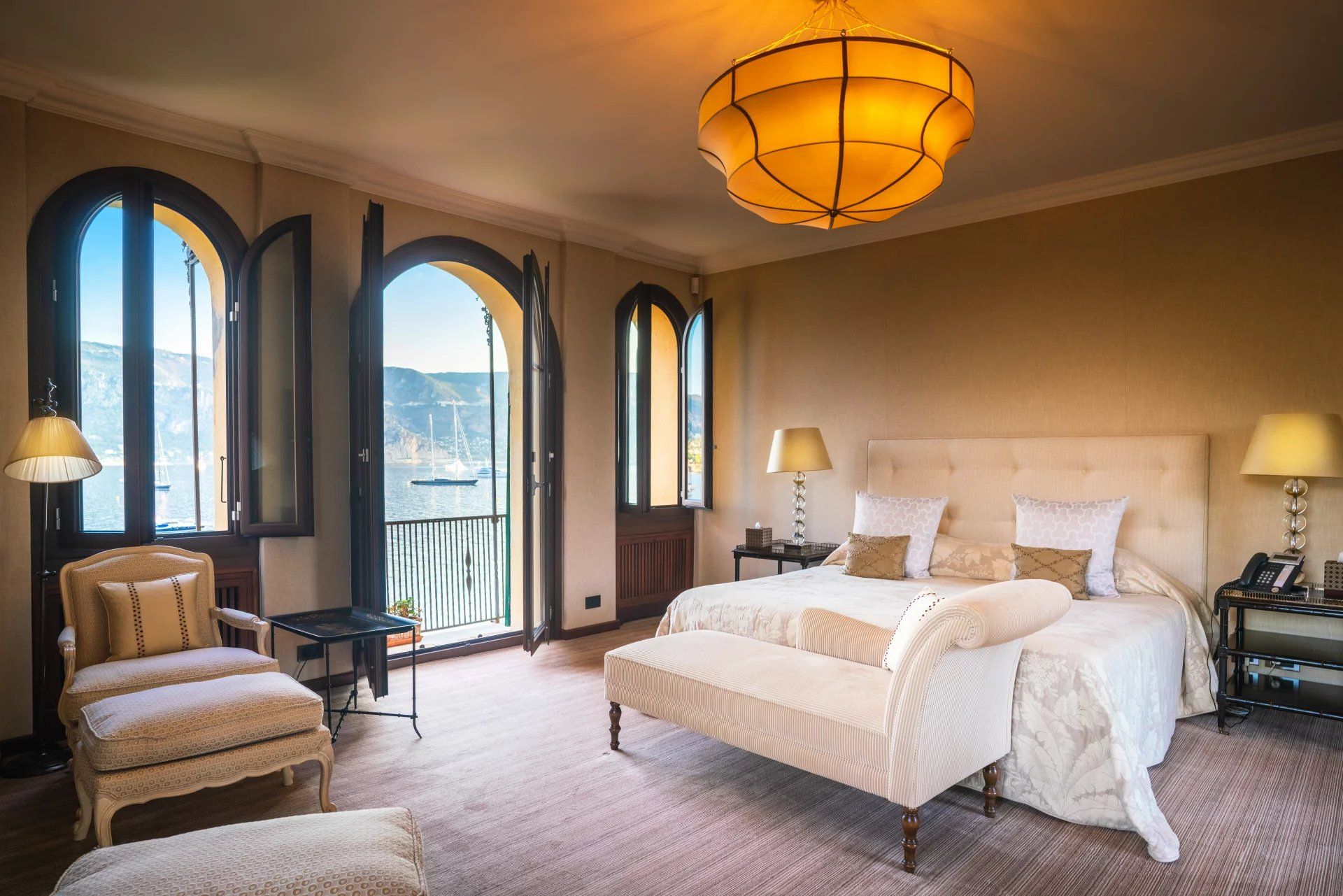 villa 7 Pièces en location saisonnière sur Saint-Jean-Cap-Ferrat (06230)