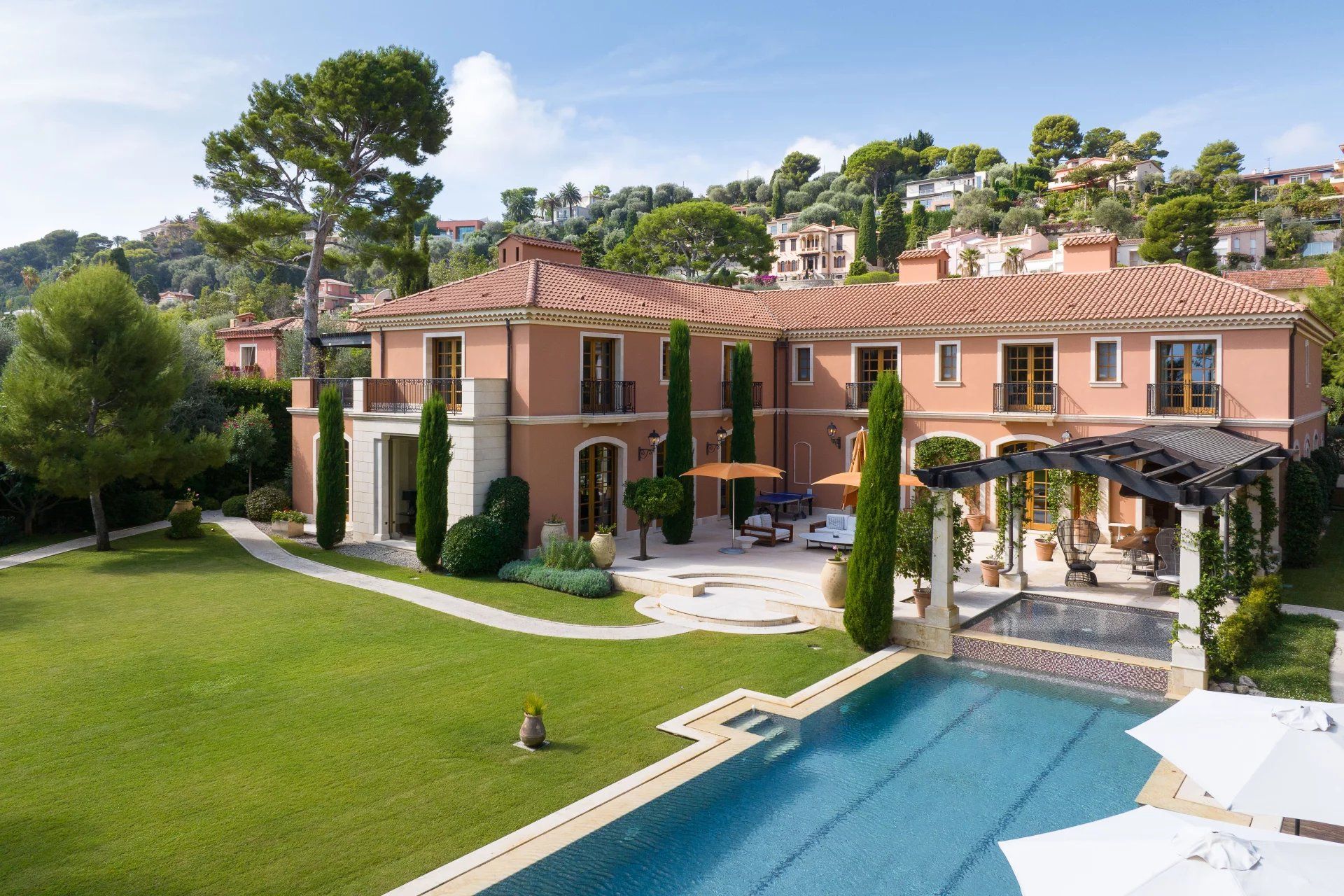 villa 9 Rooms for seasonal rent on Saint-Jean-Cap-Ferrat (06230)