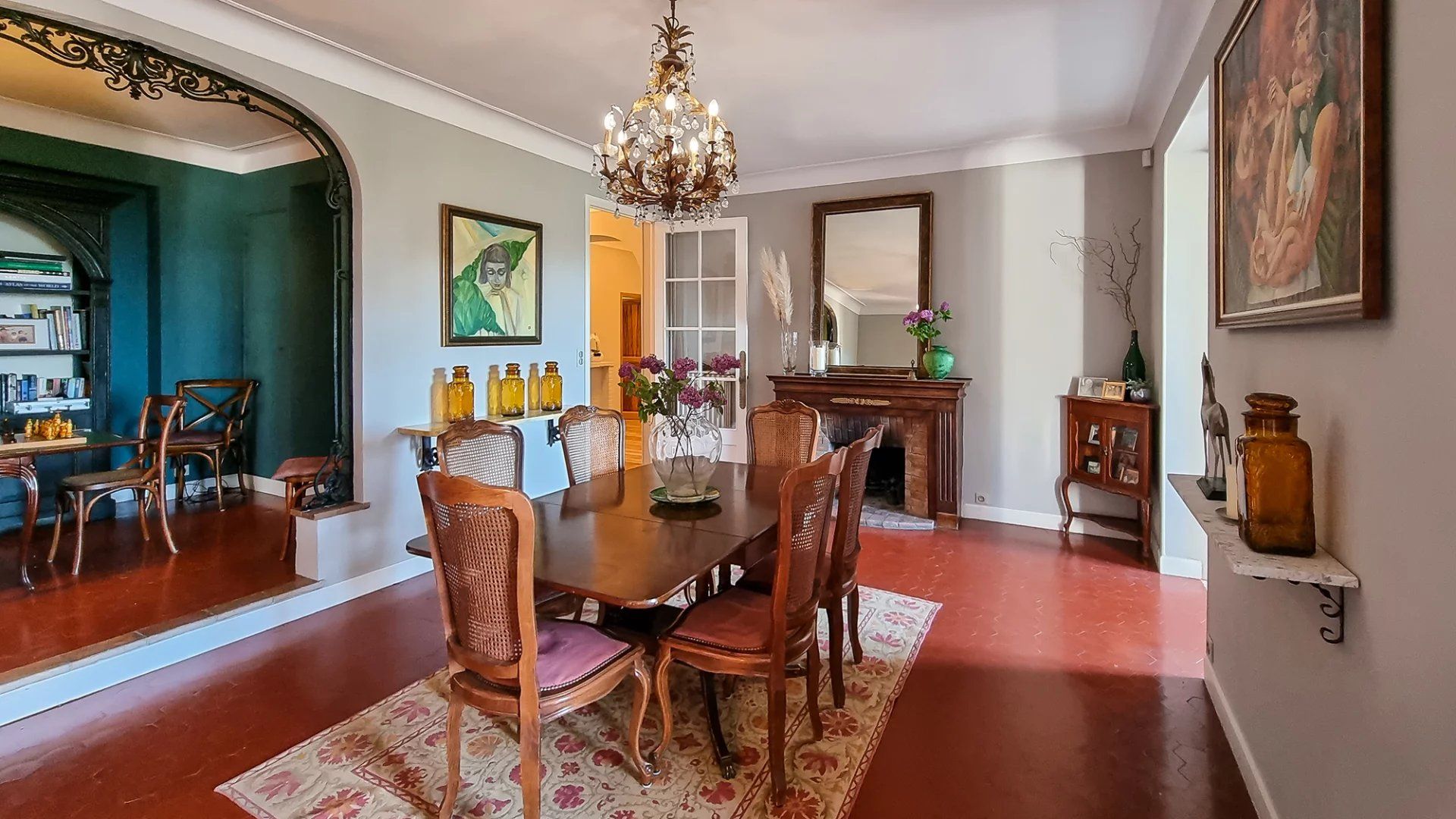 villa 11 Rooms for sale on Le Cannet (06110)