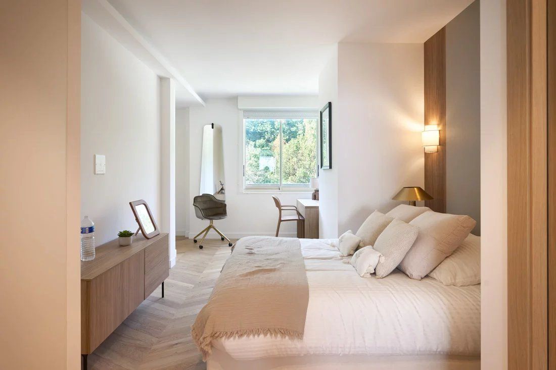 apartment 4 Rooms for sale on Cannes (06400)