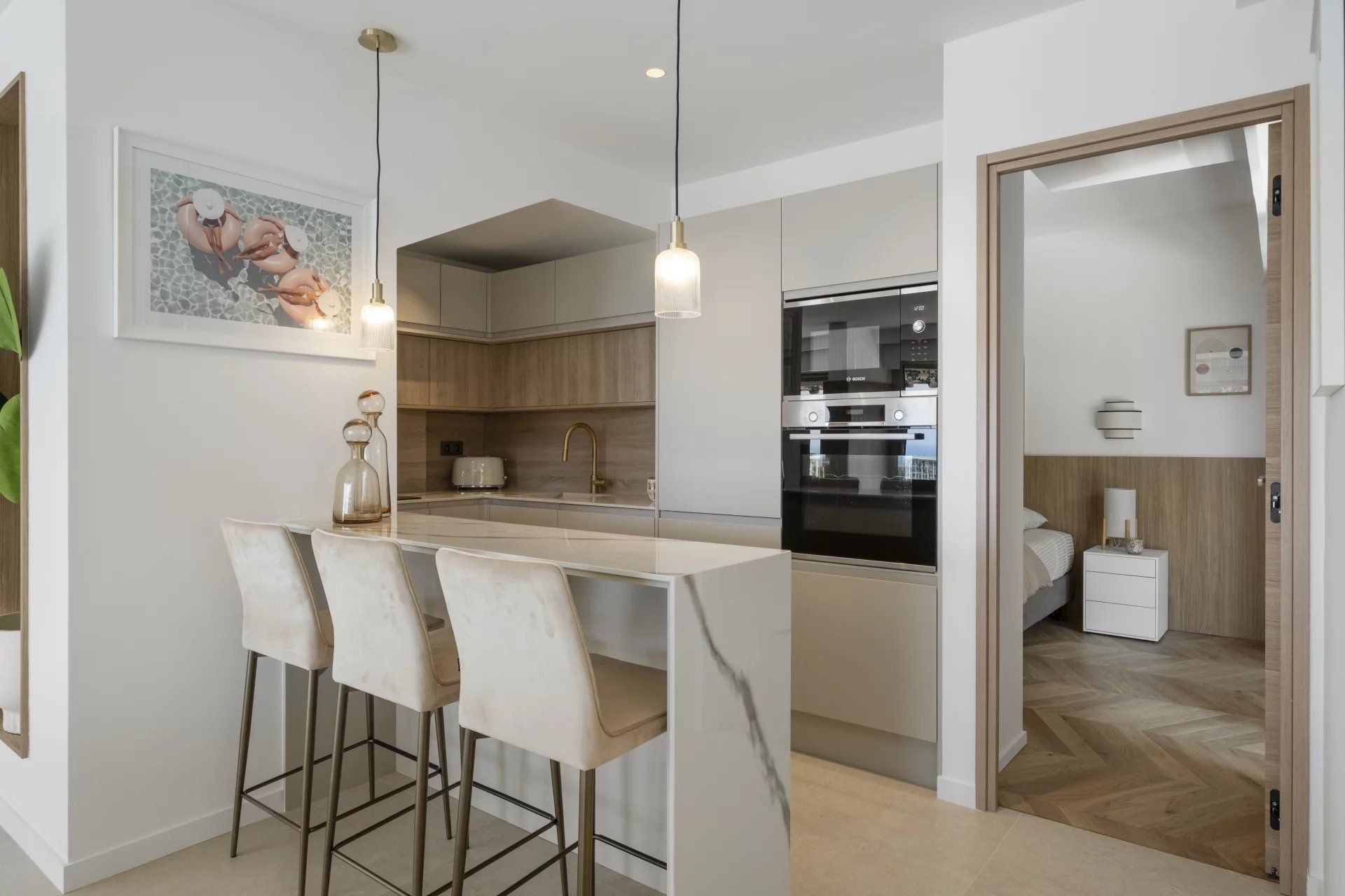 apartment 5 Rooms for sale on Cannes (06400)