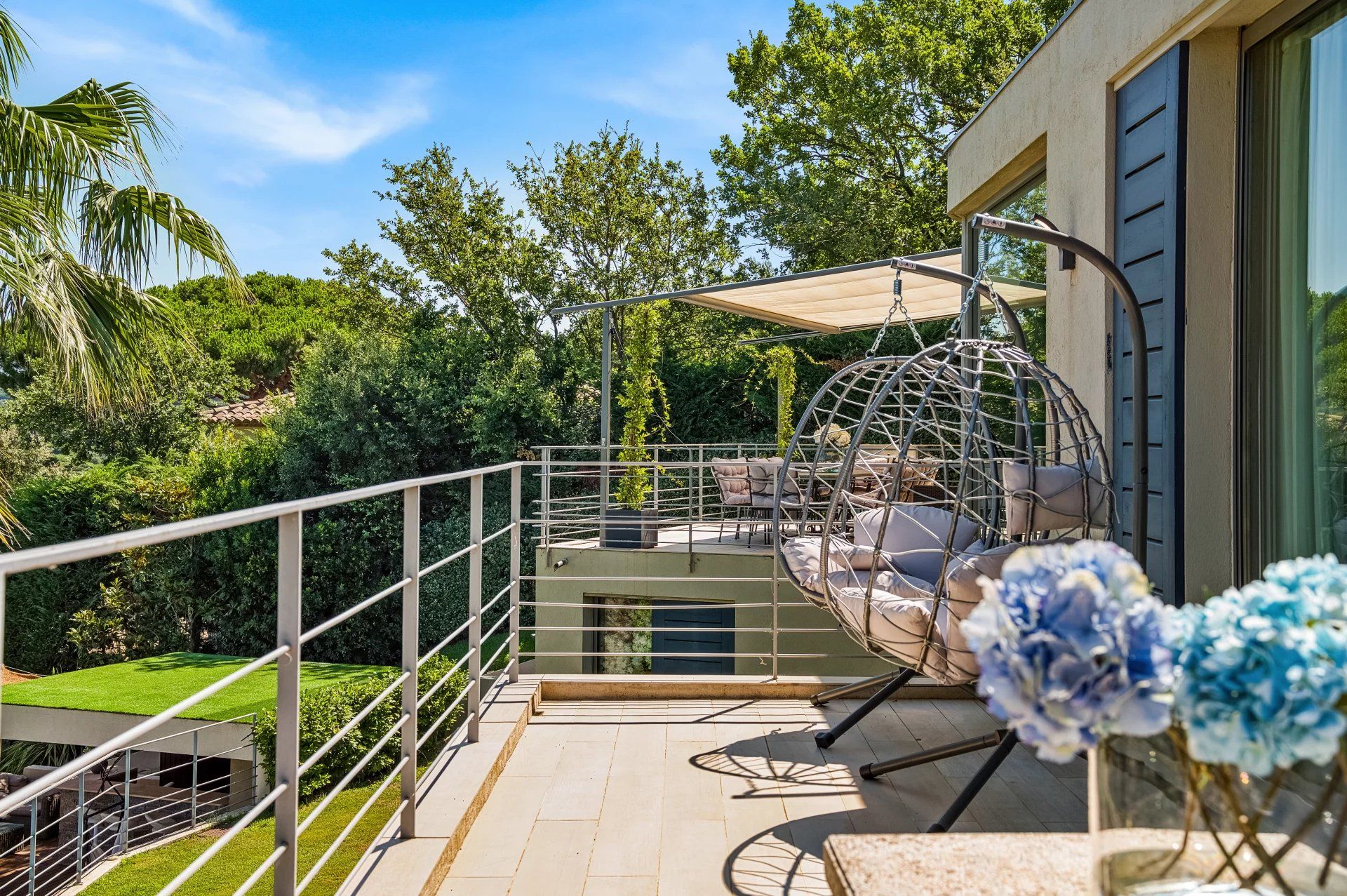 villa 6 Rooms for sale on Ramatuelle (83350)