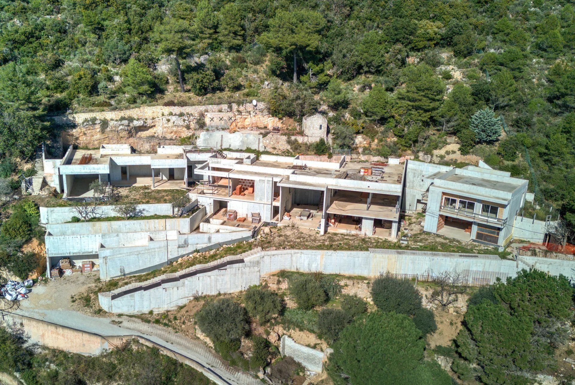 villa 13 Pièces en vente sur Èze (06360) Vente Villa Èze 13 Pièces 1000 m²