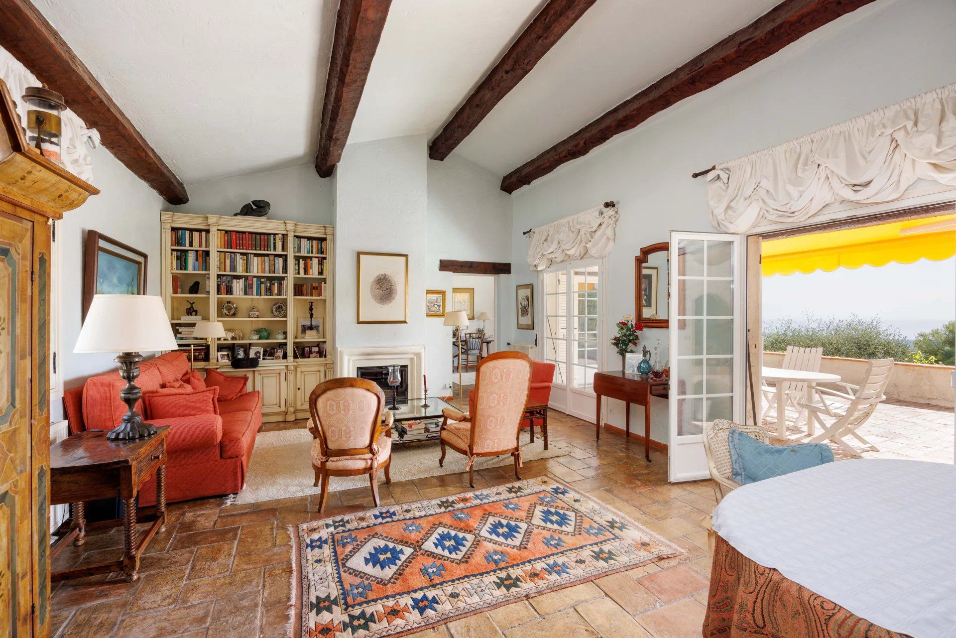villa 6 Rooms for sale on Saint-Paul-de-Vence (06570) Sale Villa Saint-Paul-de-Vence 6 Rooms 252.57 m²