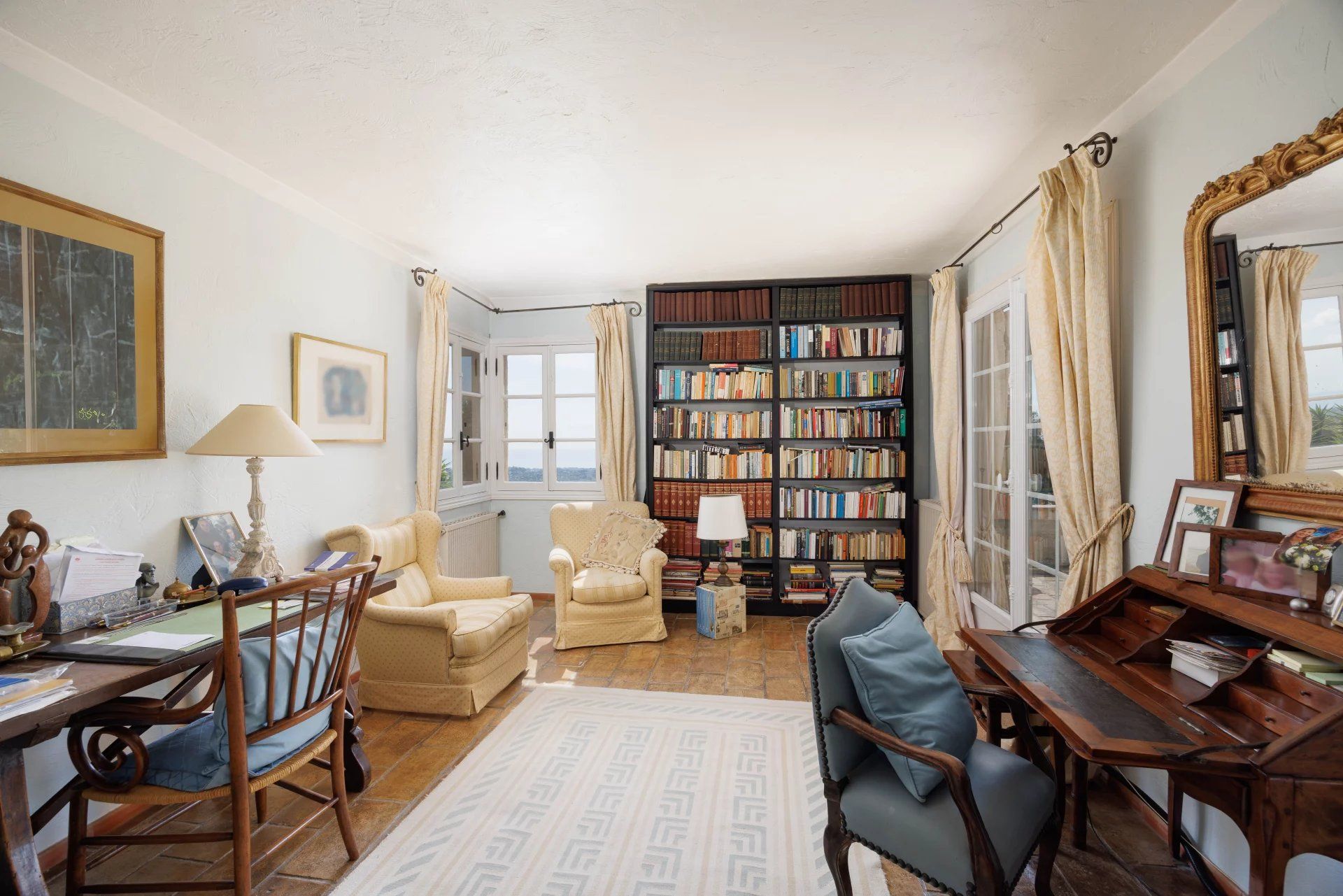 villa 6 Rooms for sale on Saint-Paul-de-Vence (06570) Sale Villa Saint-Paul-de-Vence 6 Rooms 252.57 m²