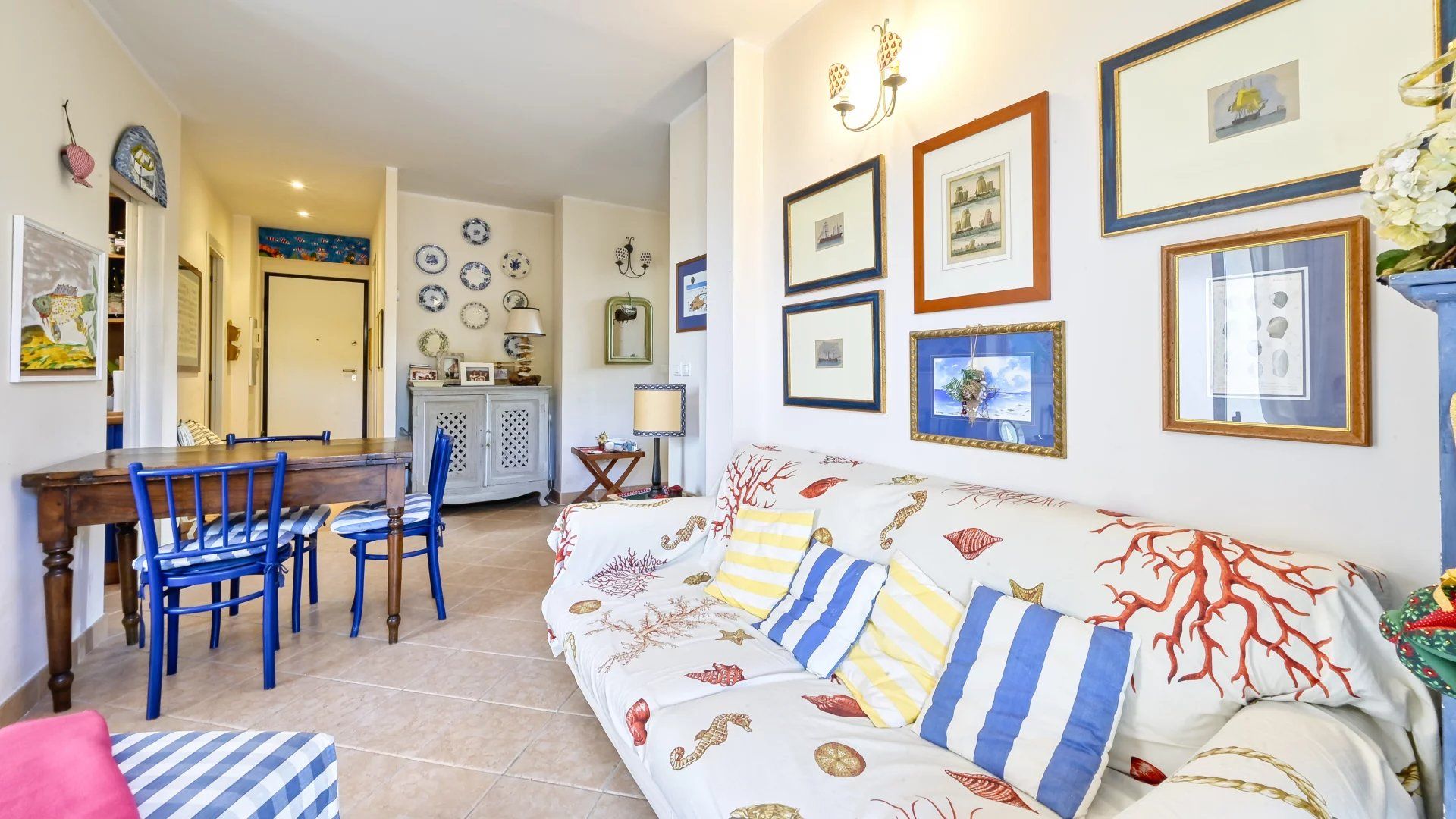 apartment 3 Rooms for seasonal rent on Antibes (06160)