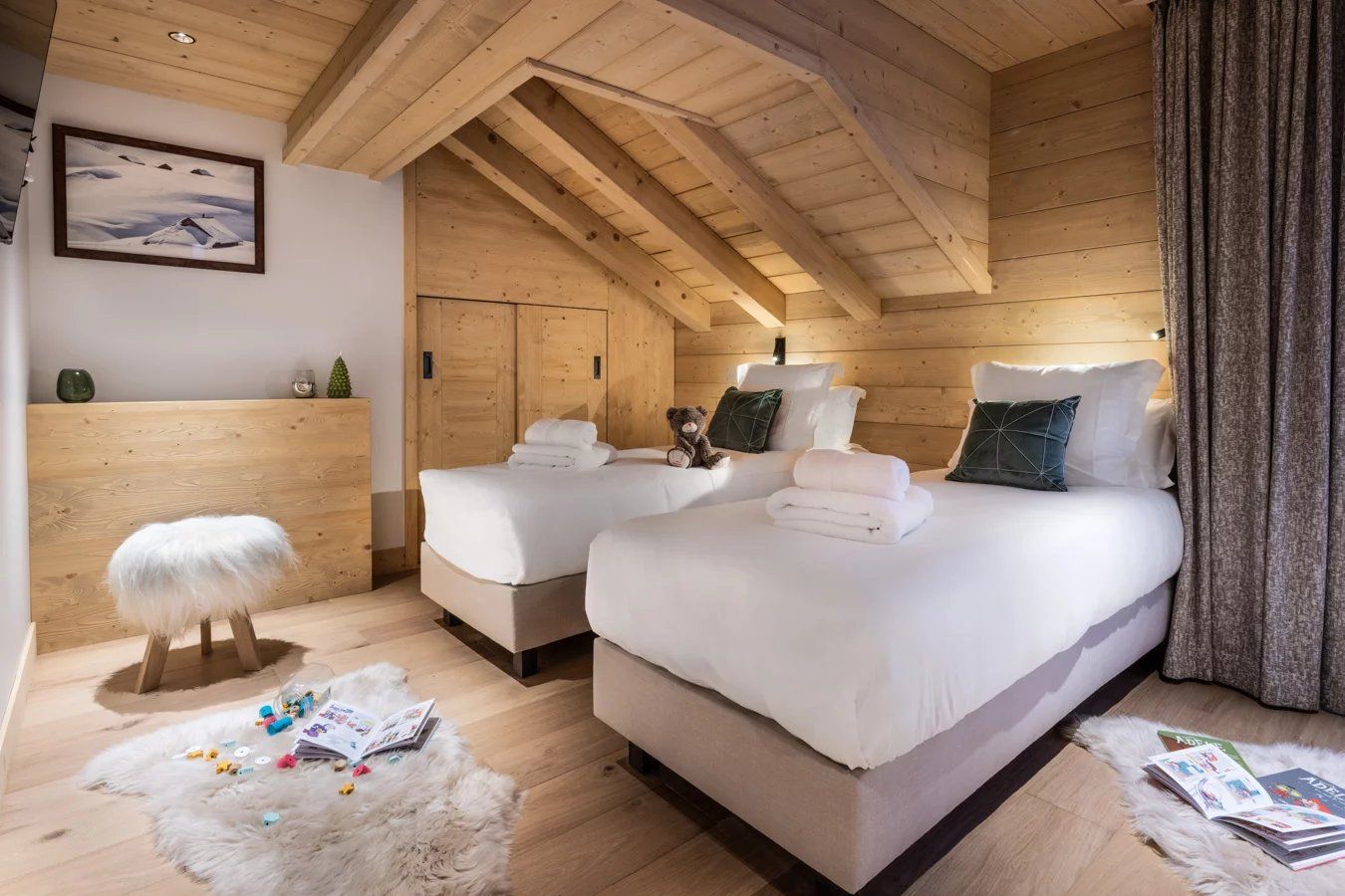 apartment 5 Rooms for sale on Méribel (73550)