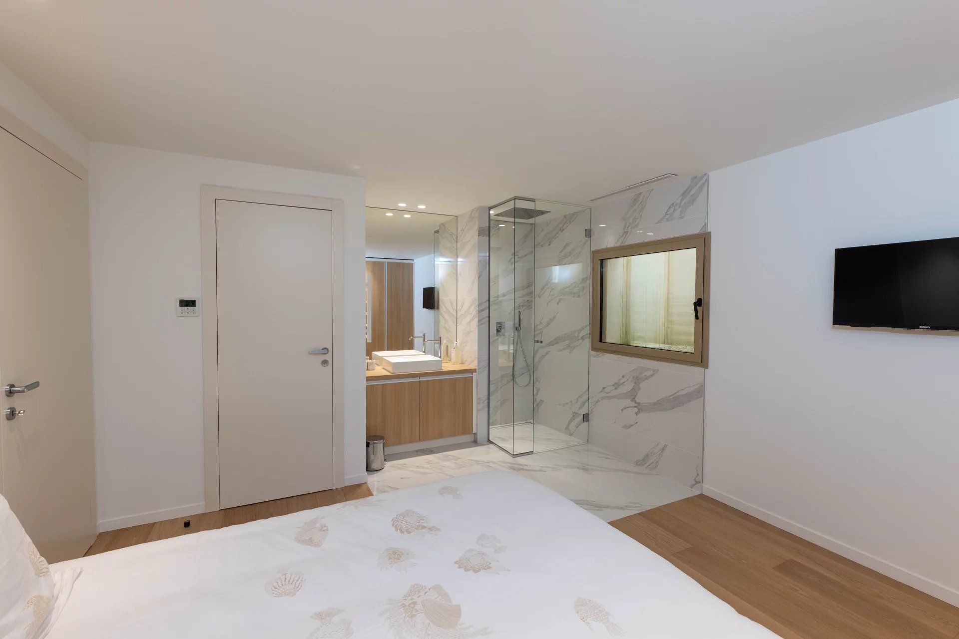 villa for seasonal rent on Antibes (06160)