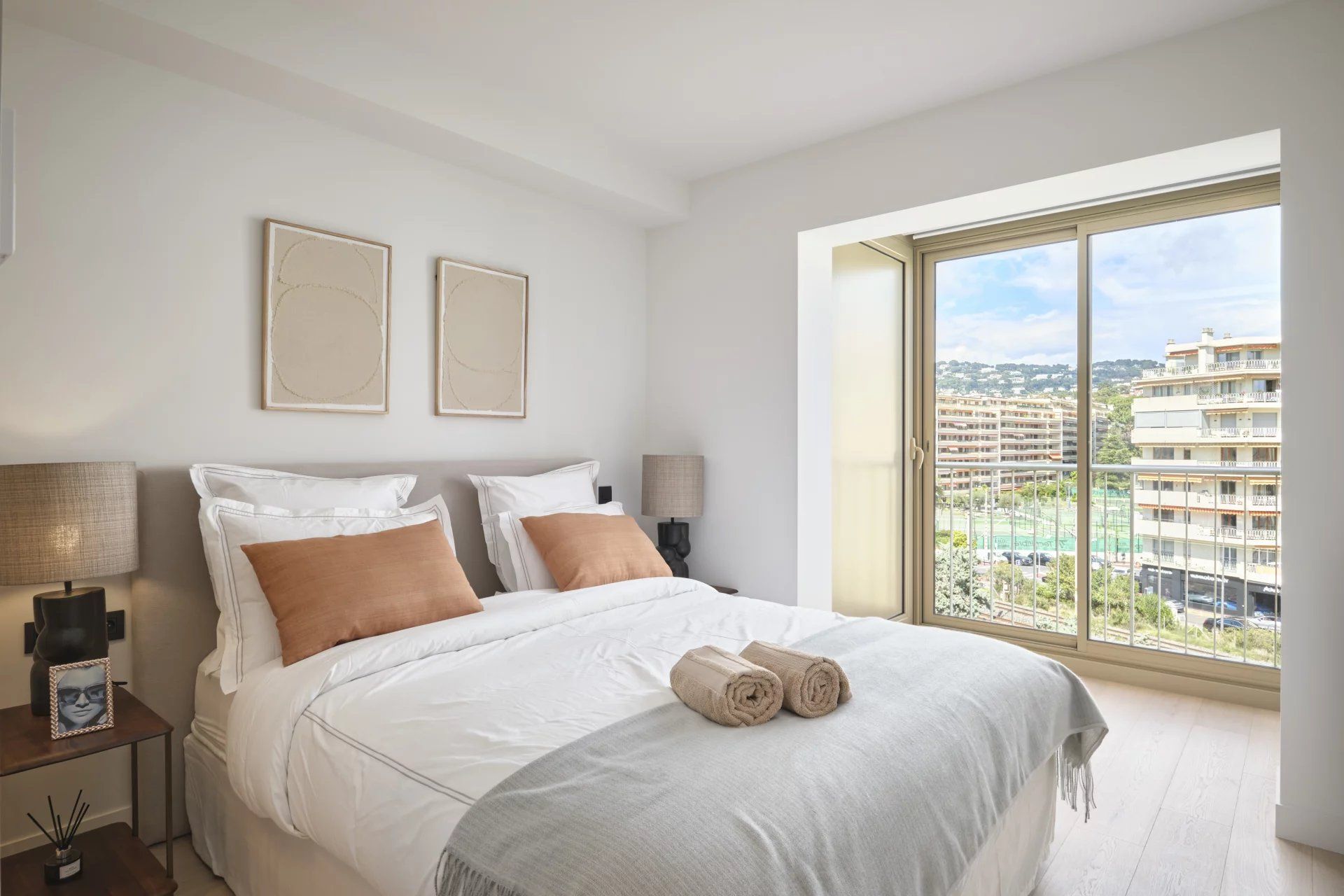 apartment 3 Rooms for sale on Cannes (06400)