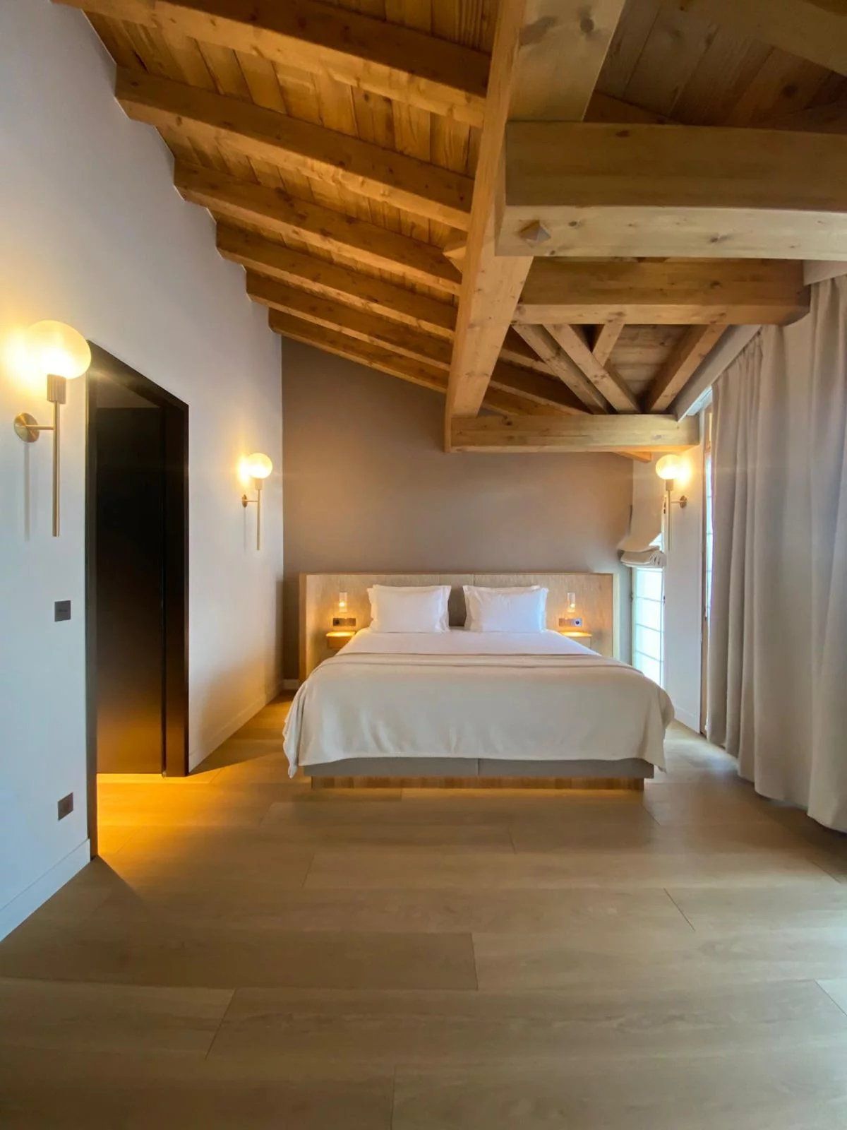 apartment 6 Rooms for seasonal rent on Courchevel (73120)