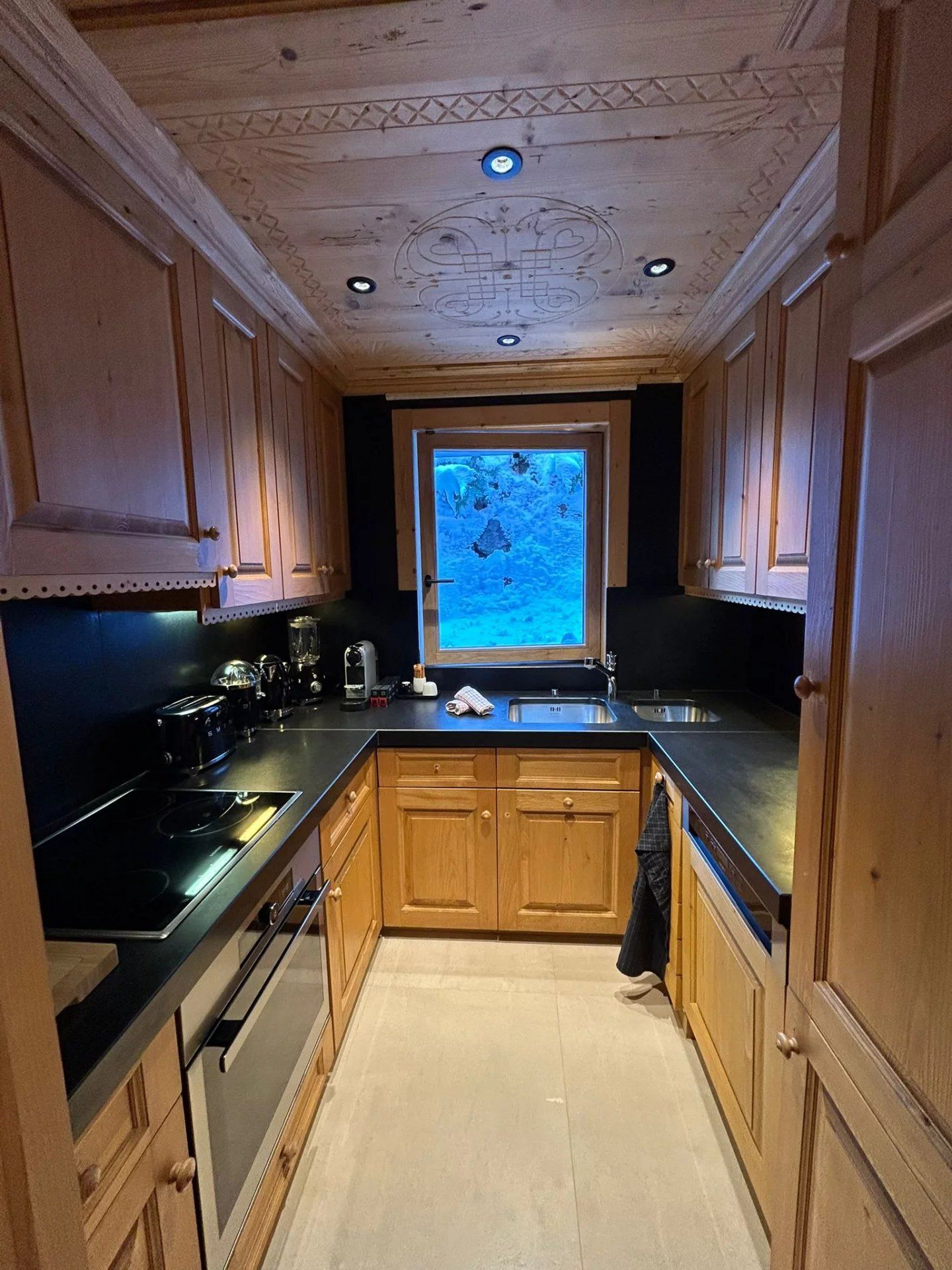 apartment 5 Rooms for seasonal rent on Courchevel (73120)