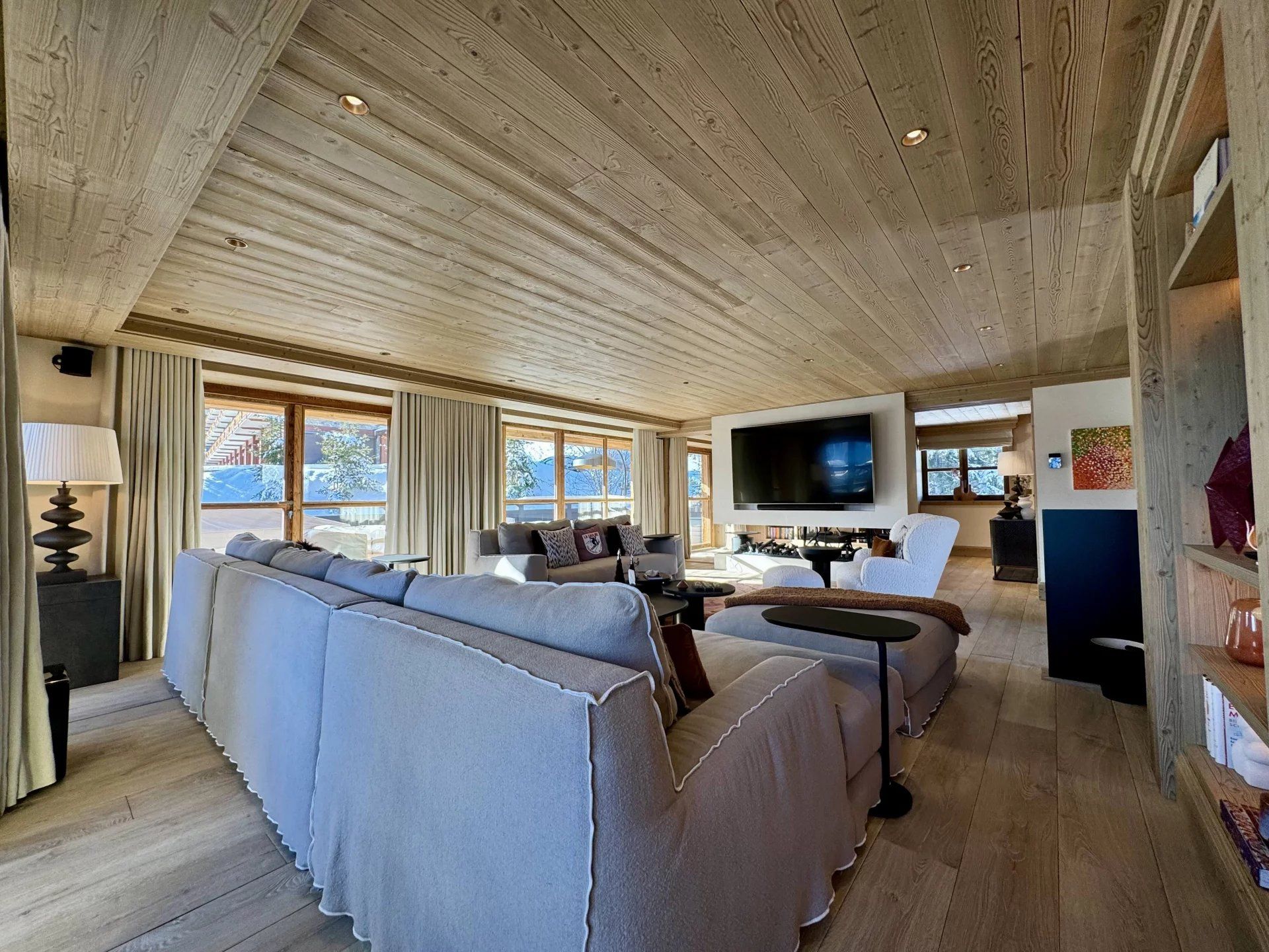 chalet 15 Rooms for seasonal rent on Courchevel (73120) Rental Chalet Courchevel 15 Rooms 450 m²