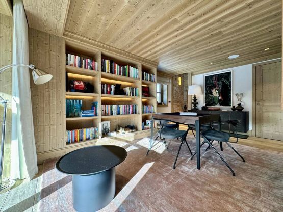 Rental Chalet Courchevel 15&nbsp;Rooms 450&nbsp;m²