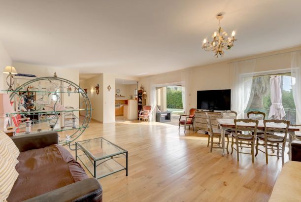 Sale Villa Nice 6&nbsp;Rooms 200&nbsp;m²