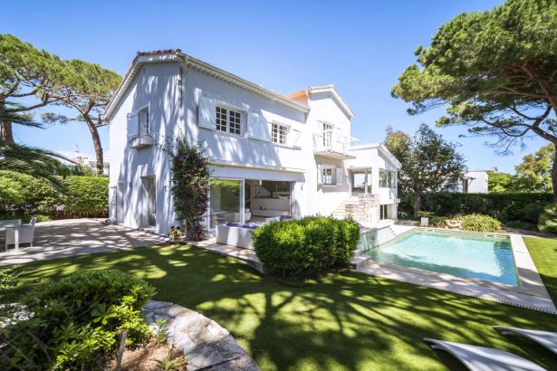 Vente Villa Antibes 7&nbsp;Pièces 215&nbsp;m²