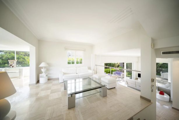 Vente Villa Antibes 7&nbsp;Pièces 215&nbsp;m²