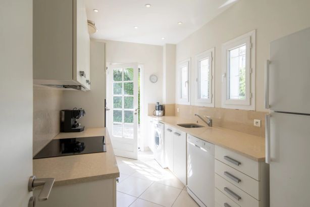 Vente Villa Antibes 7&nbsp;Pièces 215&nbsp;m²