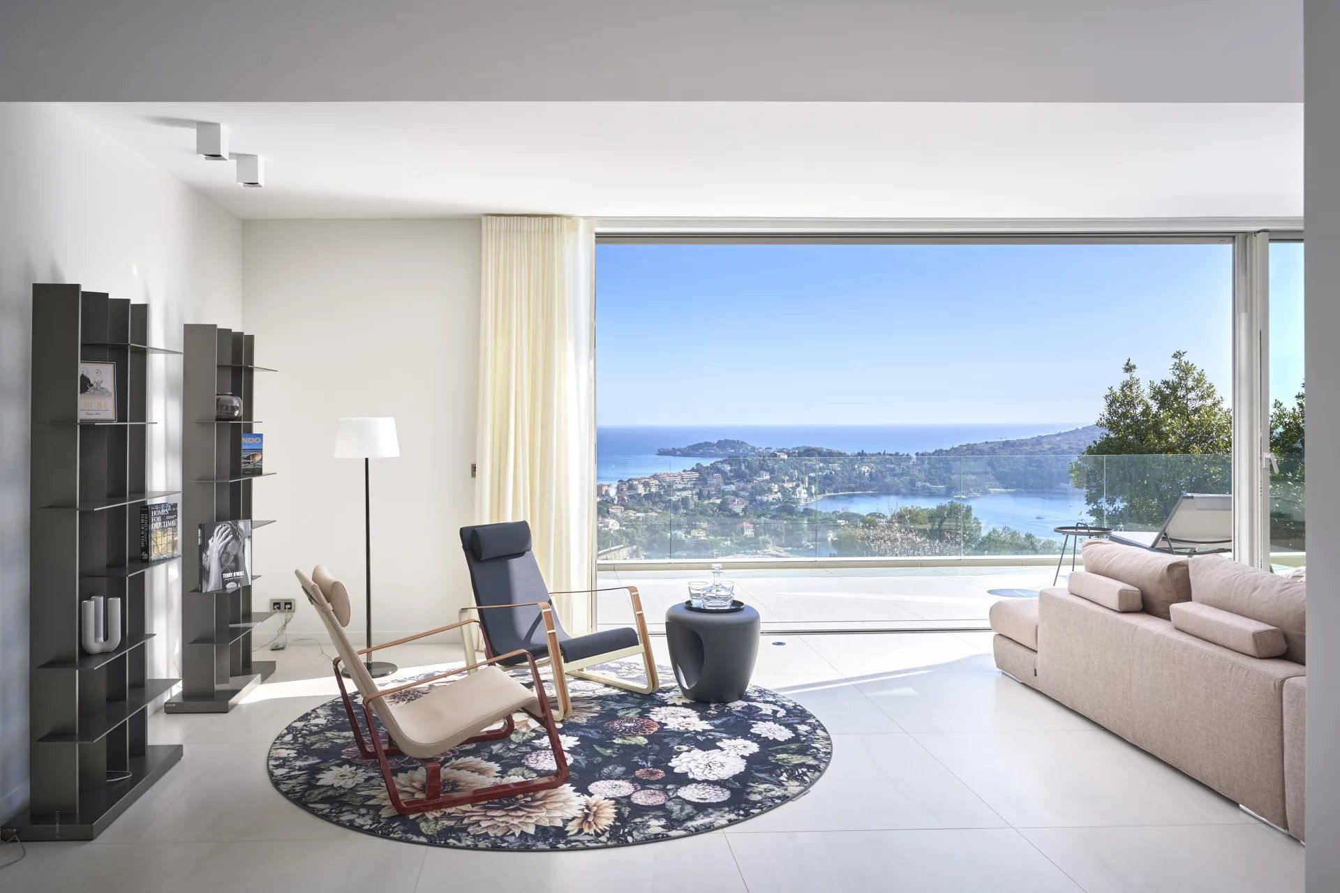 villa 8 Pièces en vente sur Villefranche-sur-Mer (06230) Vente Villa Villefranche-sur-Mer 8 Pièces 360 m²
