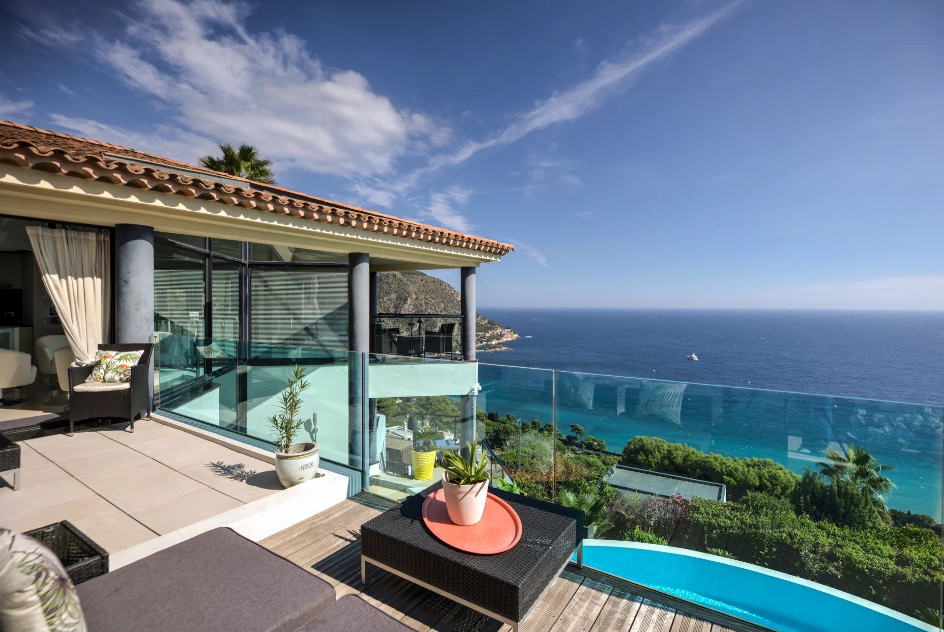 villa 8 Pièces en location saisonnière sur Èze (06360)