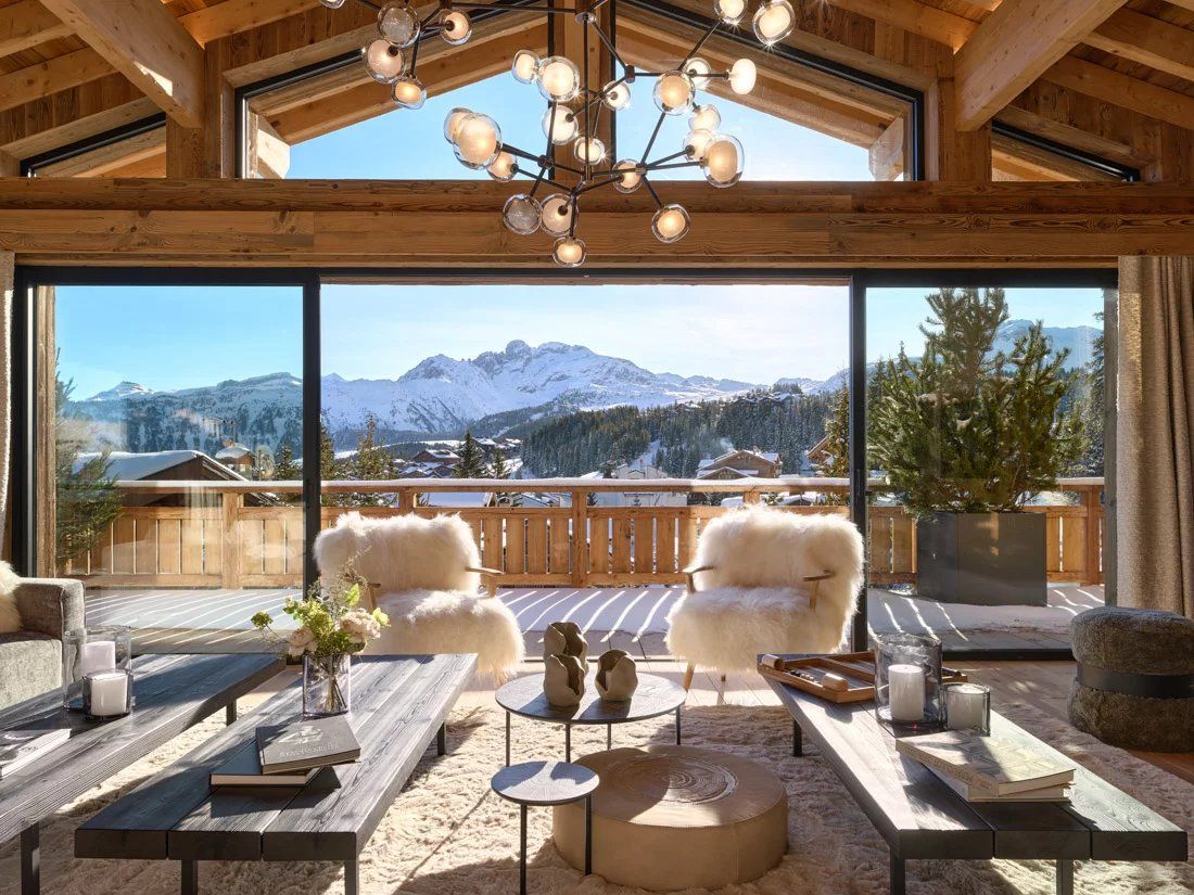 chalet 20 Rooms for seasonal rent on Courchevel (73120)