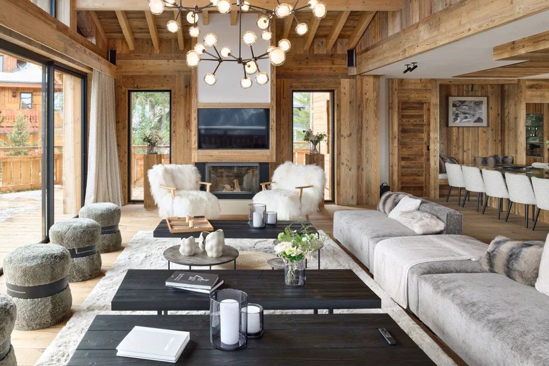 chalet 20 Rooms for seasonal rent on Courchevel (73120)