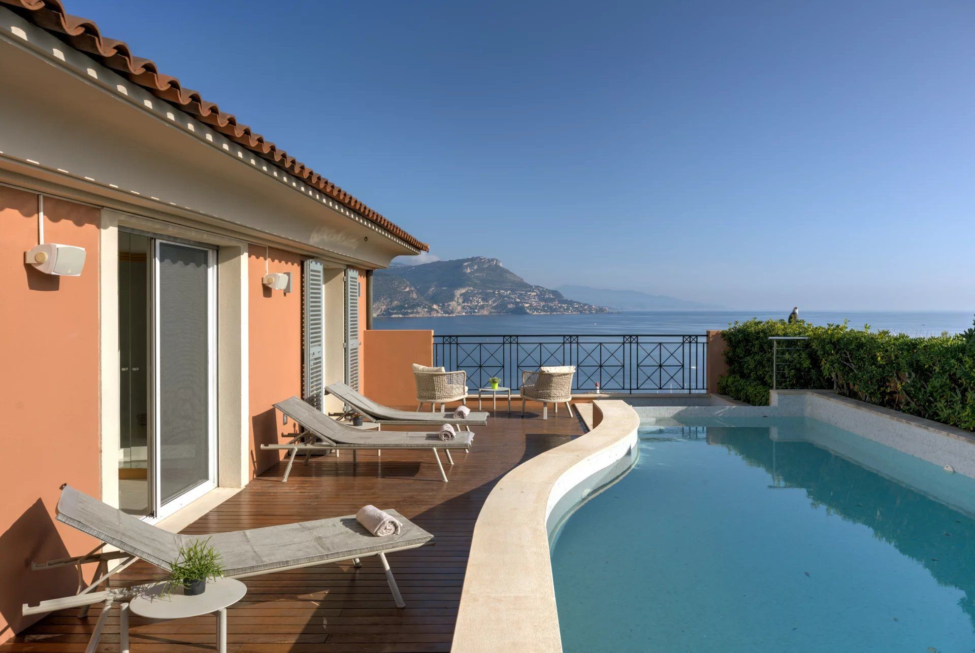villa 8 Rooms for seasonal rent on Saint-Jean-Cap-Ferrat (06230)