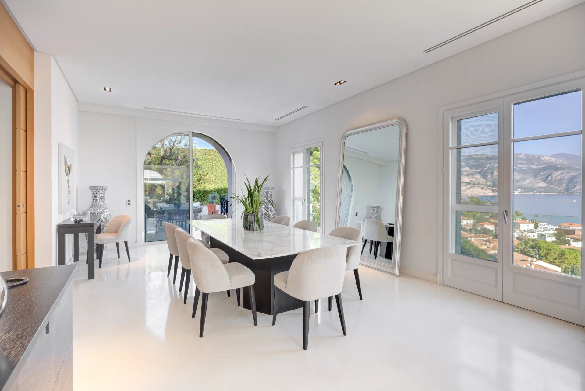 villa 8 Rooms for seasonal rent on Saint-Jean-Cap-Ferrat (06230)